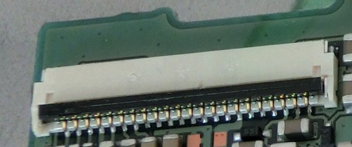 Display connector